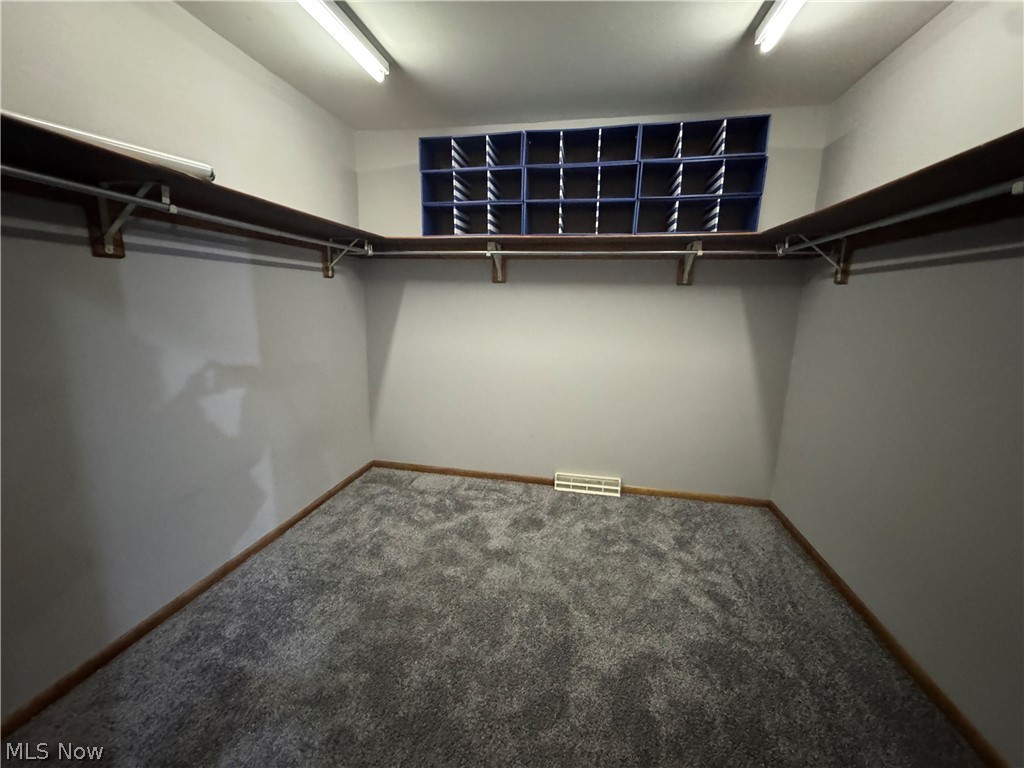 52250 Sidon Road Dillonvale, OH 43917 - Photo 31 of 50 closet attached to the 19.2 x 25.2 bedroom.