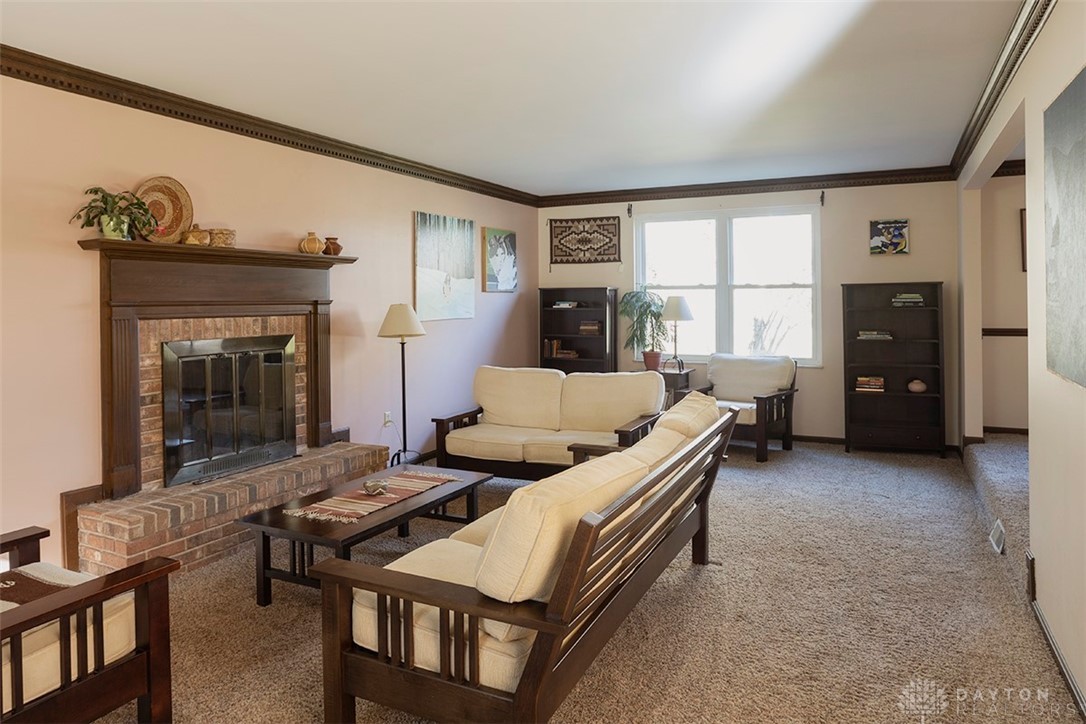 2728 North River Road Springfield, OH 45502 - Photo 5 of 62