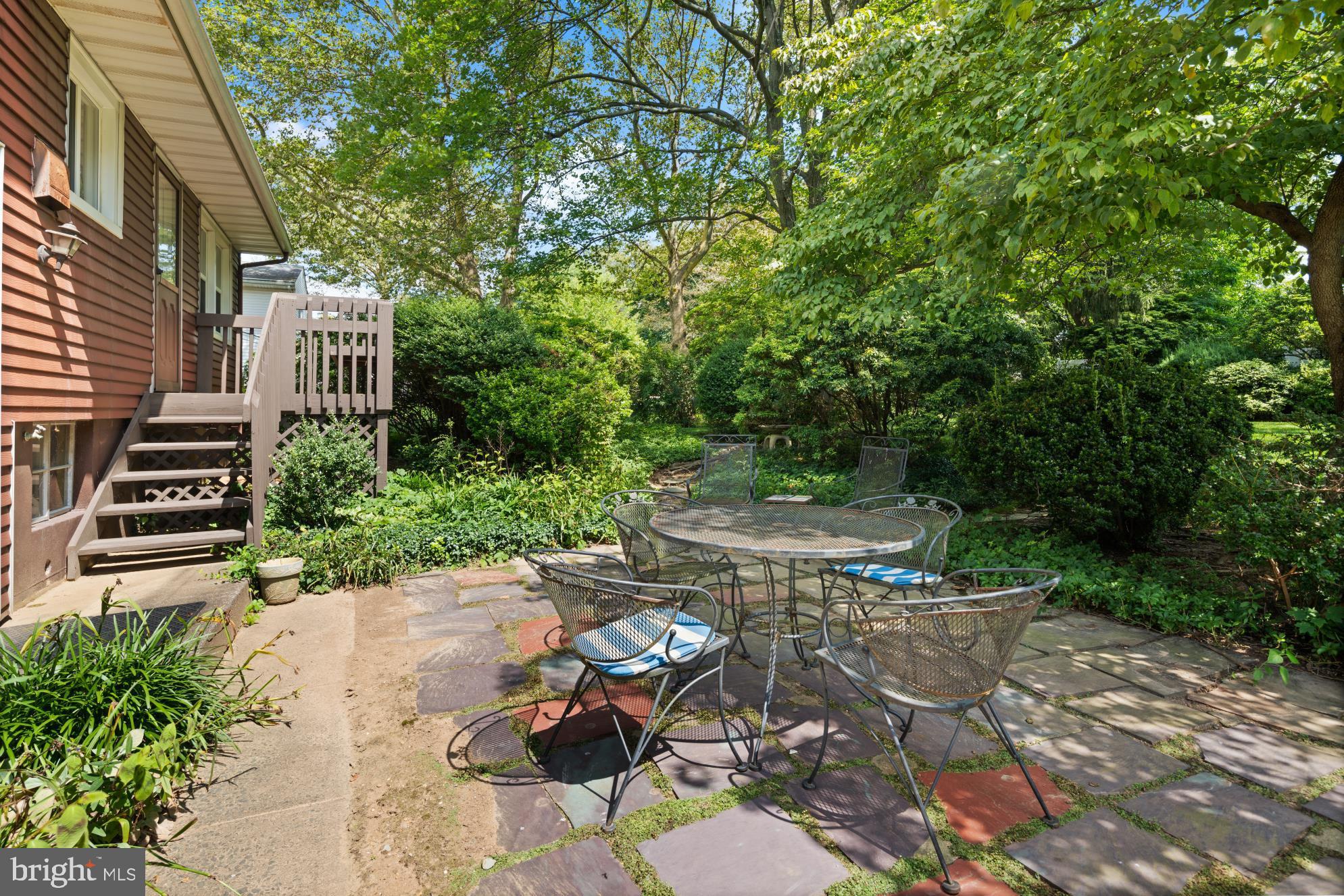 13 Colburn Road East Brunswick, NJ 08816 - Photo 27 of 34