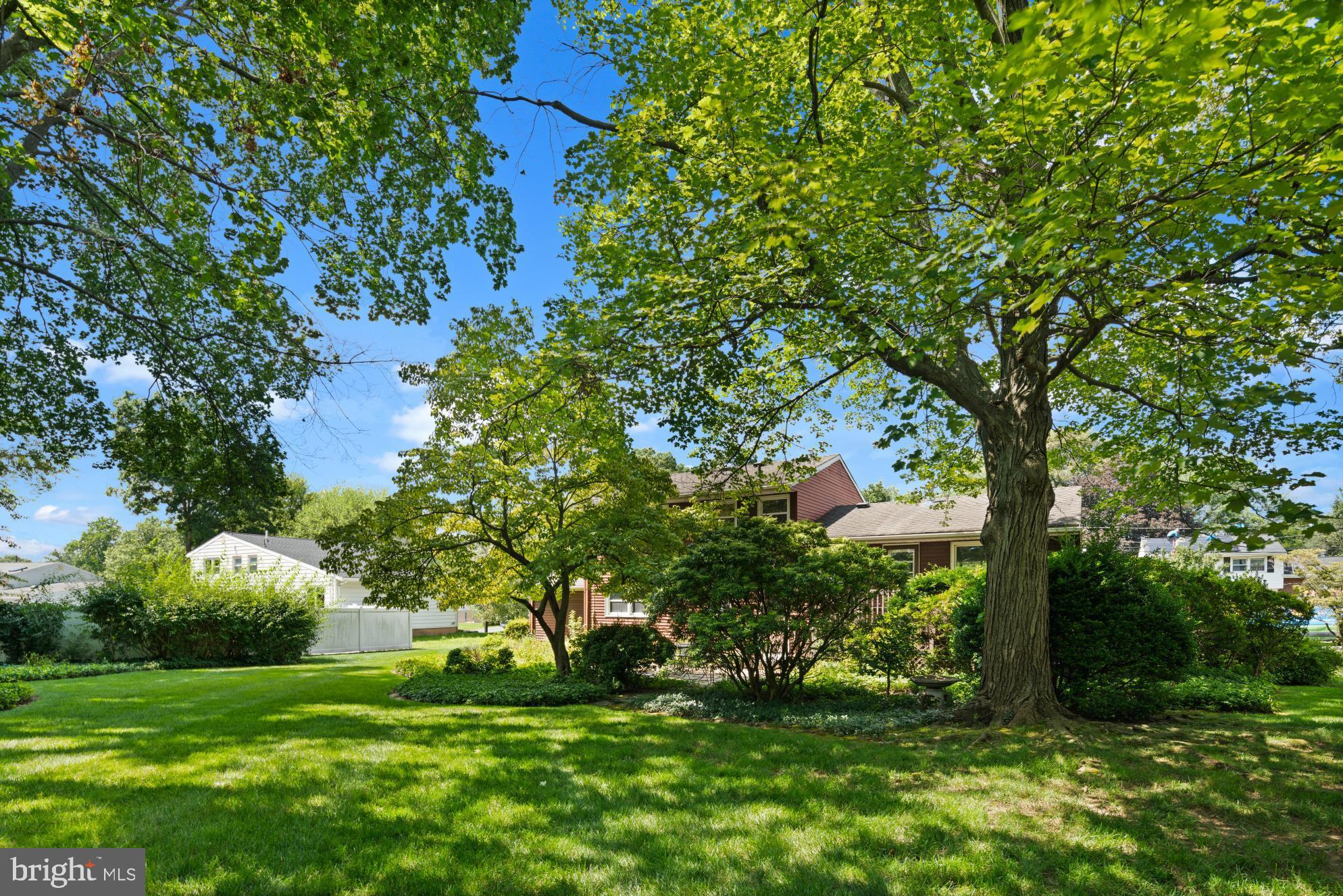 13 Colburn Road East Brunswick, NJ 08816 - Photo 29 of 34