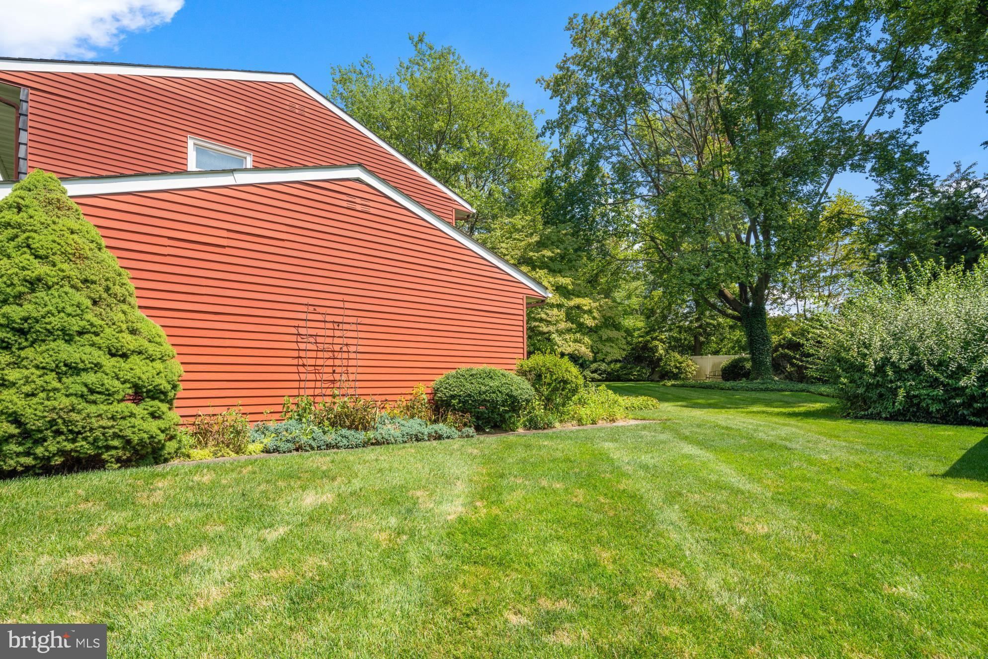 13 Colburn Road East Brunswick, NJ 08816 - Photo 33 of 34