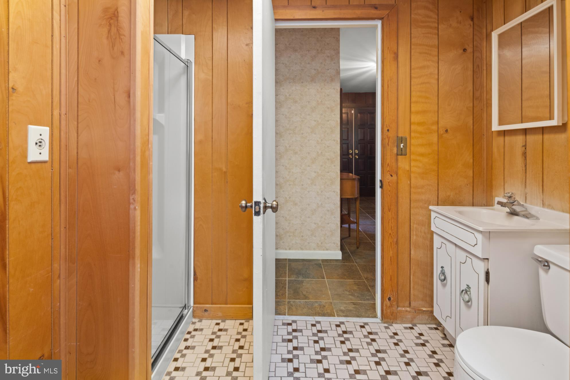 13 Colburn Road East Brunswick, NJ 08816 - Photo 9 of 34