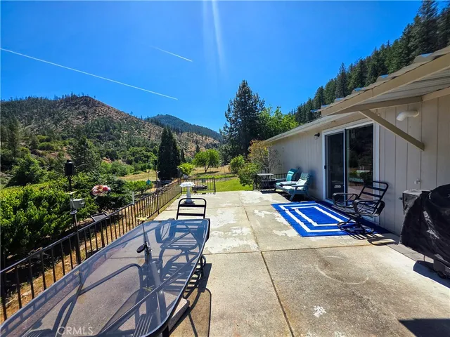 a house view with a garden space