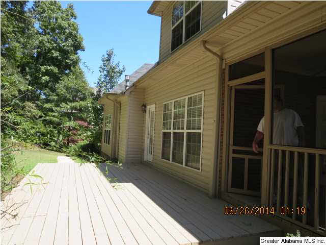 150 Hackberry Circle Chelsea, AL 35043 - Photo 2 of 20