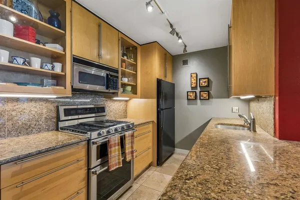 $230,000 | 3883 Turtle Creek Boulevard, Unit 1616, Dallas, TX 75219