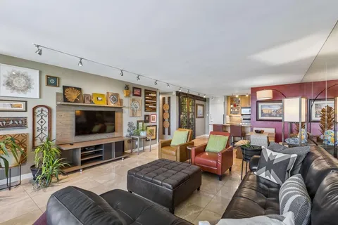 $230,000 | 3883 Turtle Creek Boulevard, Unit 1616, Dallas, TX 75219