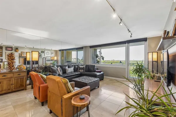 $230,000 | 3883 Turtle Creek Boulevard, Unit 1616, Dallas, TX 75219