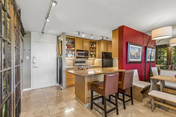 $230,000 | 3883 Turtle Creek Boulevard, Unit 1616, Dallas, TX 75219