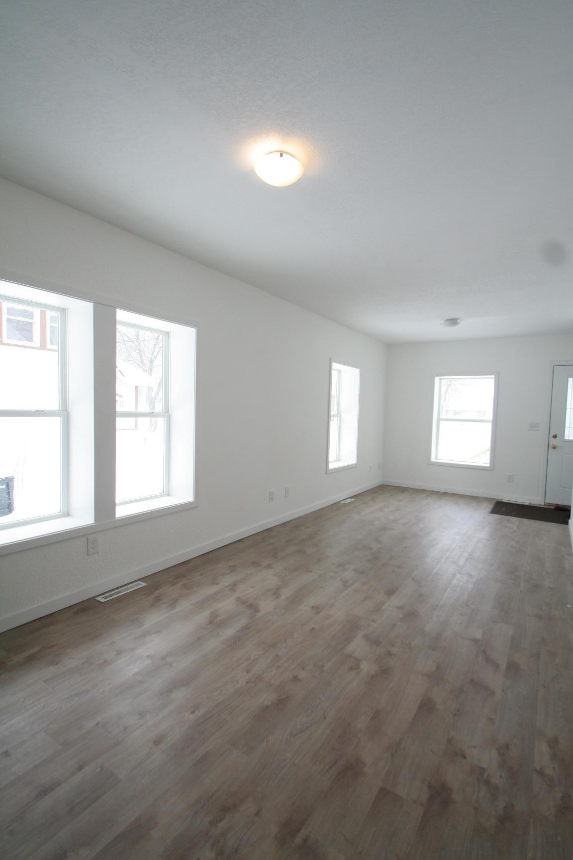 411 11th Avenue Southeast Rochester, MN 55904 - Photo 4 of 12