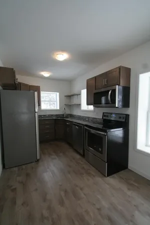 $225,000 | 411 11th Avenue Southeast, Rochester, MN 55904