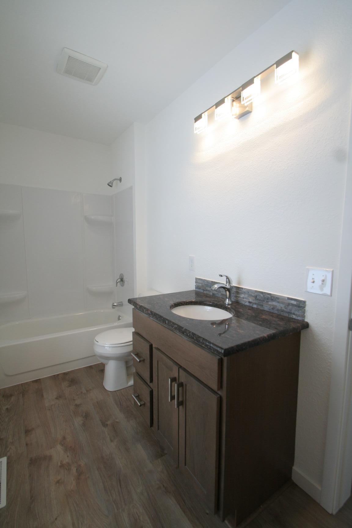 411 11th Avenue Southeast Rochester, MN 55904 - Photo 7 of 12