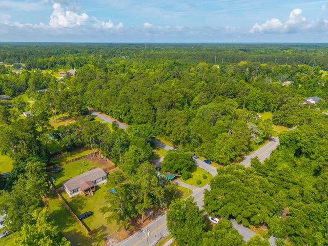 $150,000 | 145 Ravenell Drive, St. Stephen, SC 29479