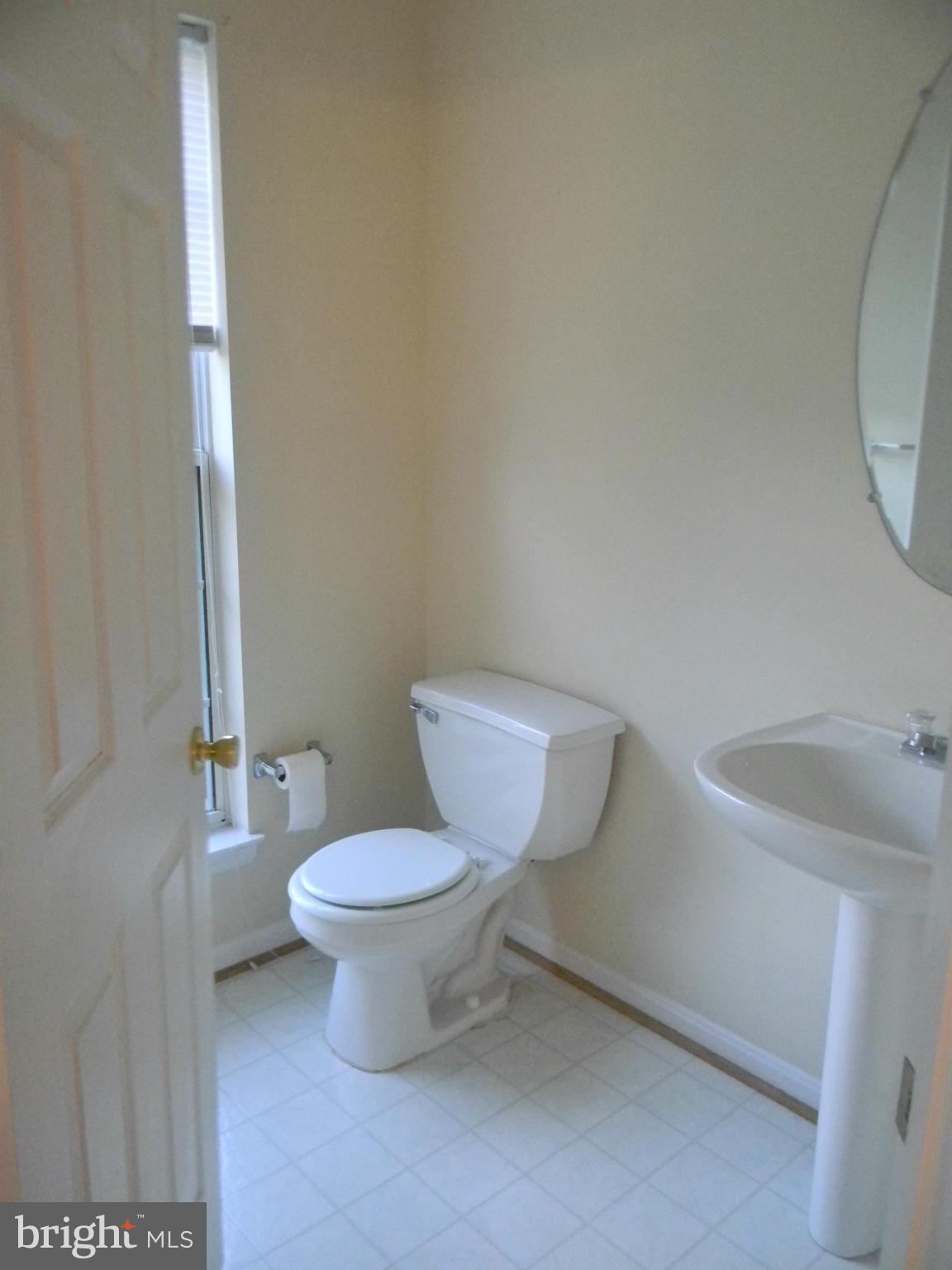 6137 Silver Arrows Way Columbia, MD 21045 - Photo 12 of 23 Bath