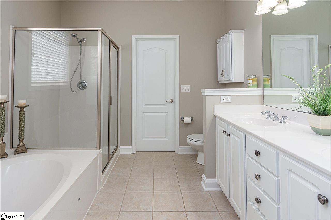 202 Aldgate Way Greer, SC 29650 - Photo 19 of 36 Gallery Image 19