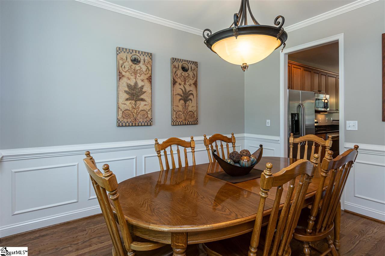 202 Aldgate Way Greer, SC 29650 - Photo 4 of 36 Gallery Image 4