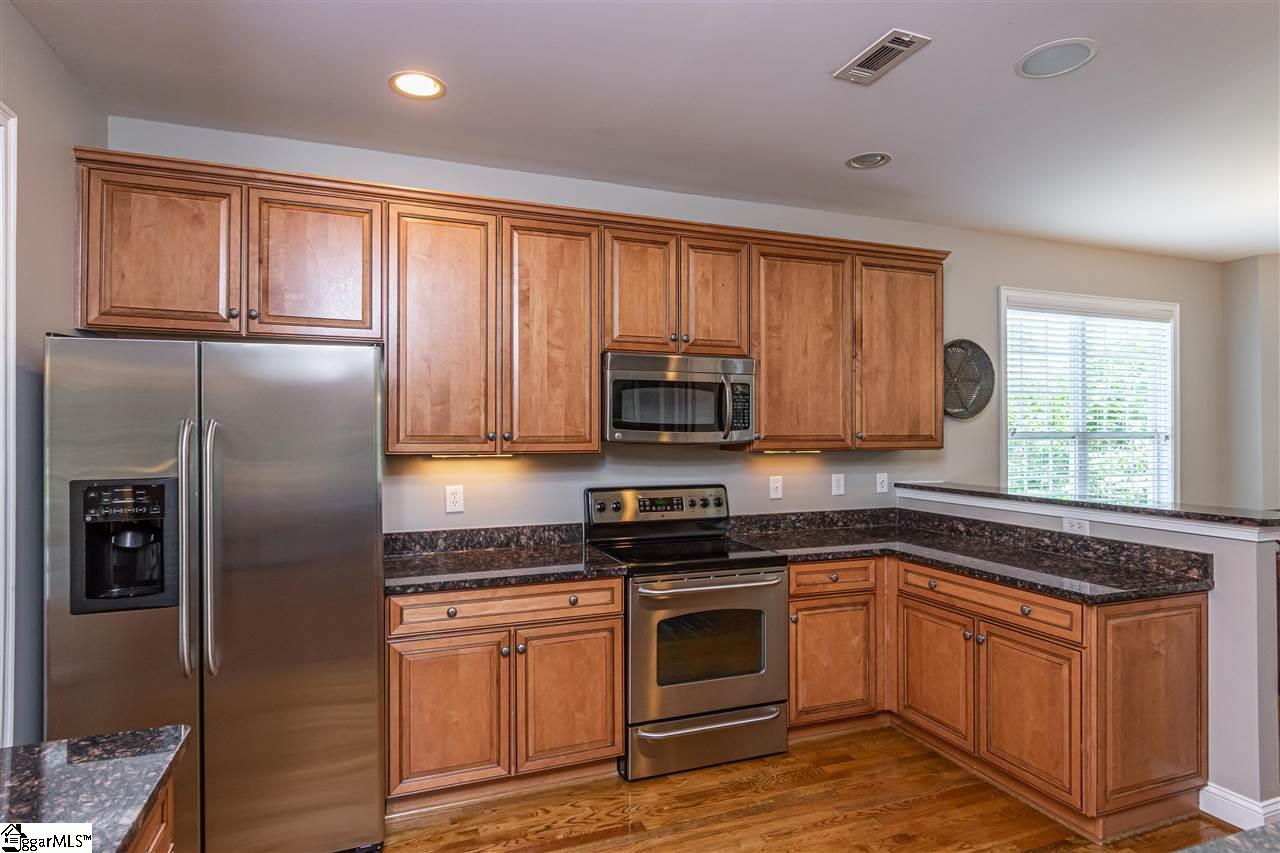 202 Aldgate Way Greer, SC 29650 - Photo 6 of 36 Gallery Image 6