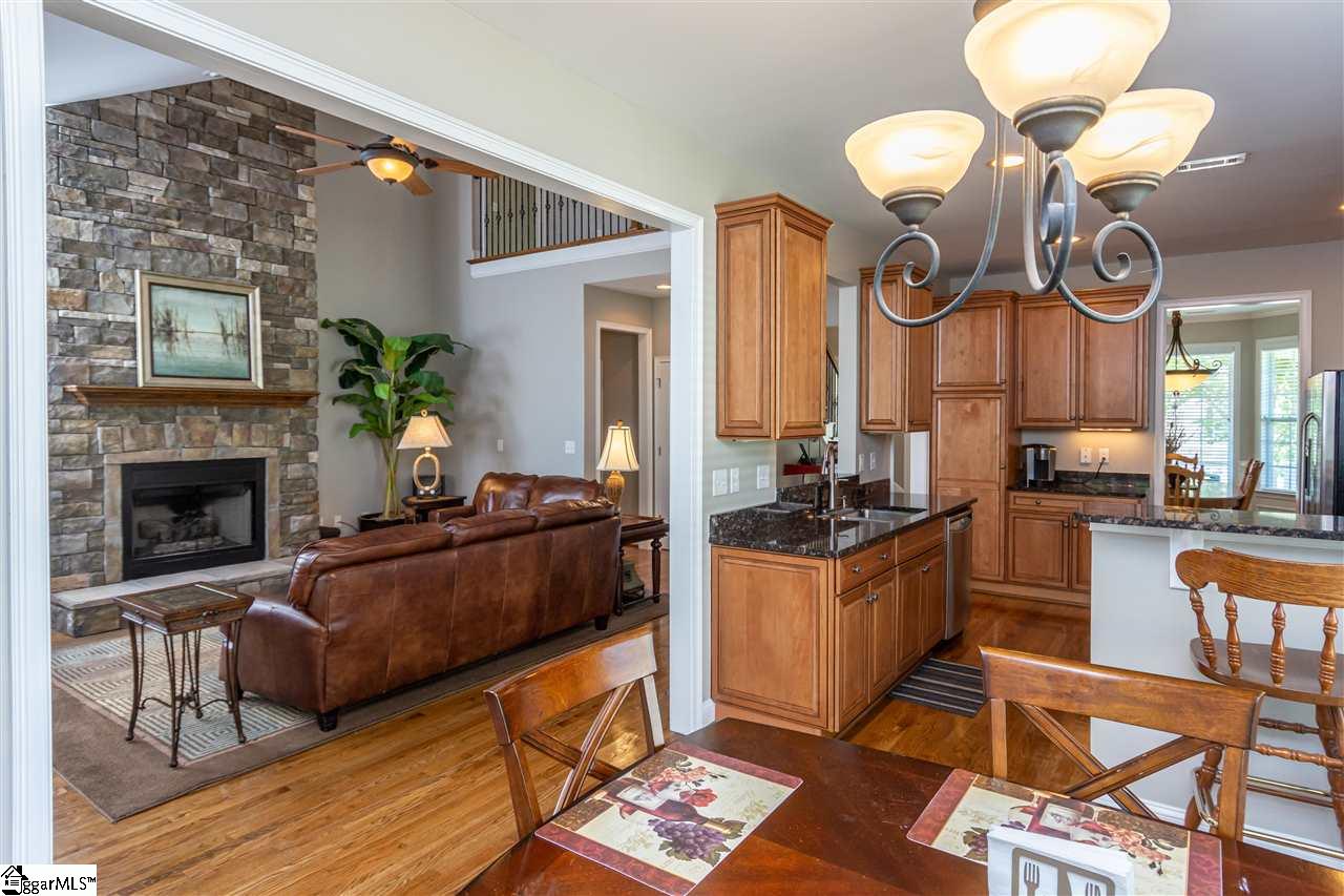 202 Aldgate Way Greer, SC 29650 - Photo 10 of 36 Gallery Image 10
