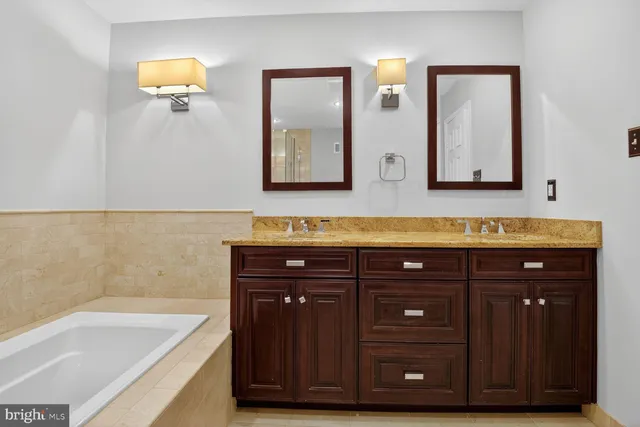 $1,049,900 | 3314 Tuckaway Court, Herndon, VA 20171