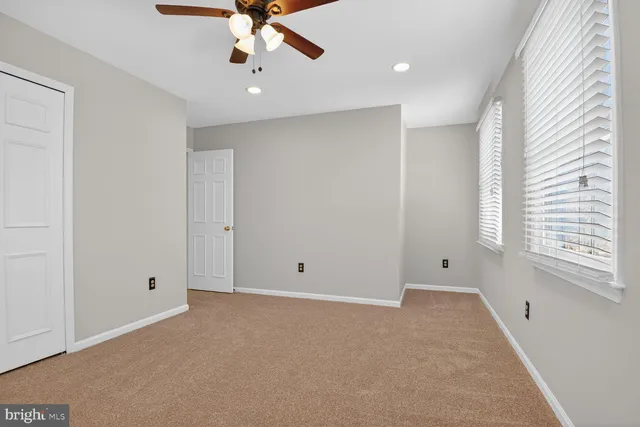 $1,049,900 | 3314 Tuckaway Court, Herndon, VA 20171