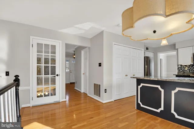 $1,049,900 | 3314 Tuckaway Court, Herndon, VA 20171