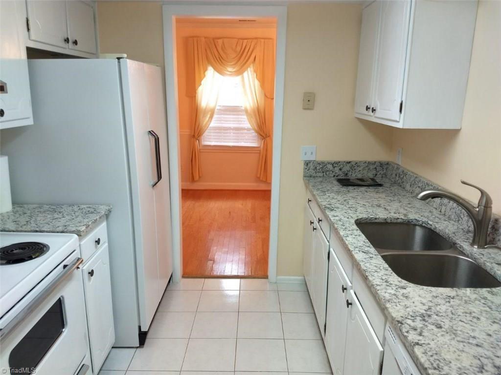 2922 St Marks Road Southwest, Unit D Winston-Salem, NC 27103 - Photo 4 of 8 Gallery Image 4