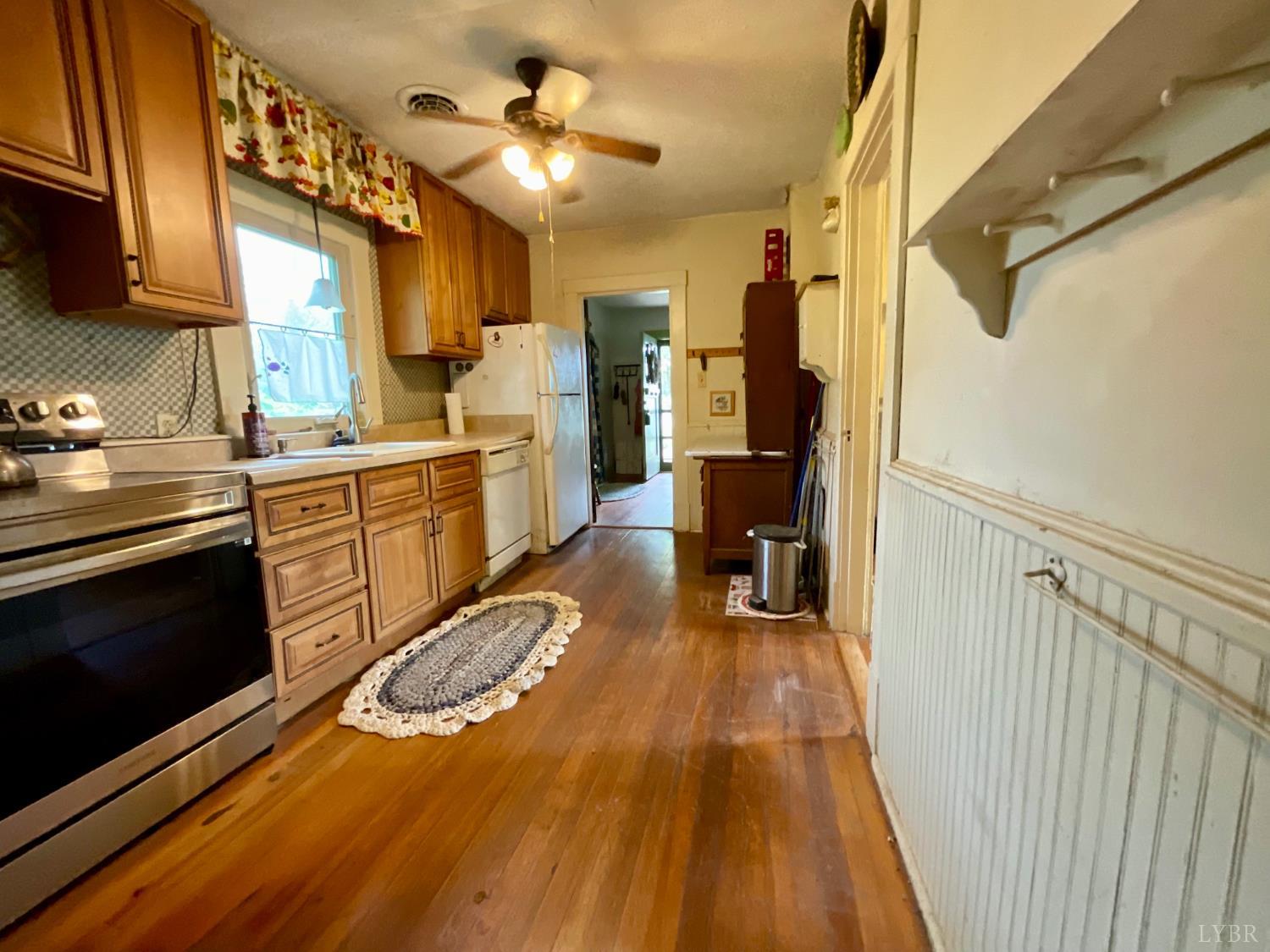 188 Washington Street Amherst, VA 24521 - Photo 7 of 20