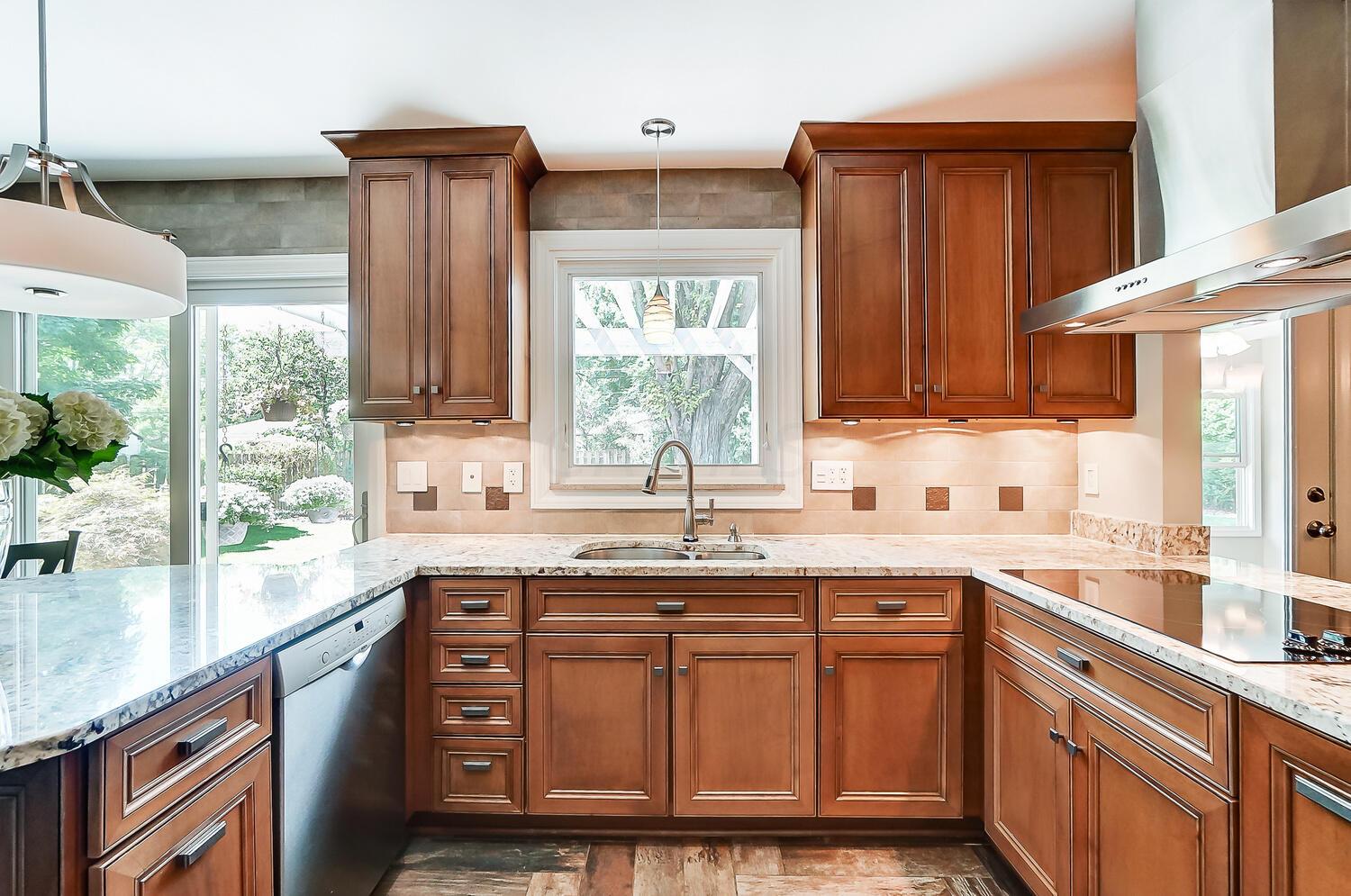 2895 Halstead Road Upper Arlington, OH 43221 - Photo 20 of 63 50041490-023_web