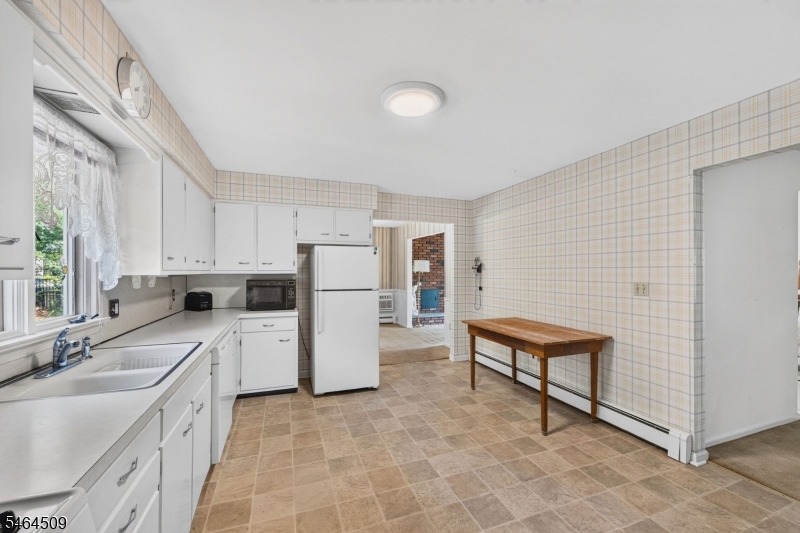 444 Vanderveer Road Bridgewater, NJ 08807 - Photo 12 of 47 Gallery Image 12