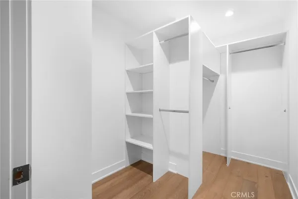 $4,000 | 125 Hurlbut Street, Unit 108, Pasadena, CA 91105