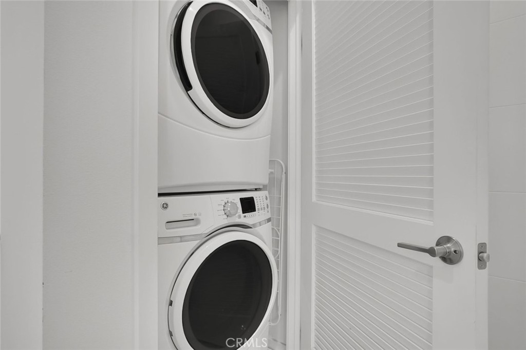 318 Bridgewater Way, Unit 7 Gardena, CA 90247 - Photo 14 of 21