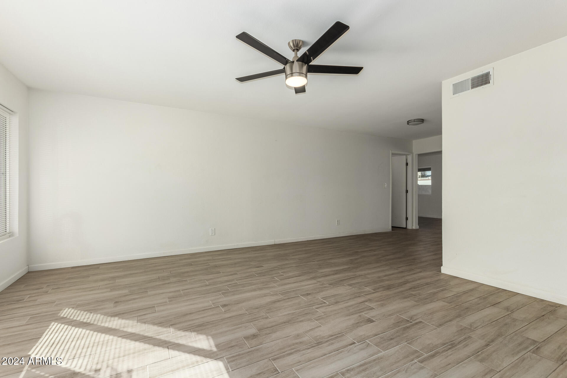 4114 East Apollo Road Phoenix, AZ 85042 - Photo 7 of 34 07 - Apollo