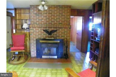 11434 Keymar Road Woodsboro, MD 21798 - Photo 1 of 6 Family Room