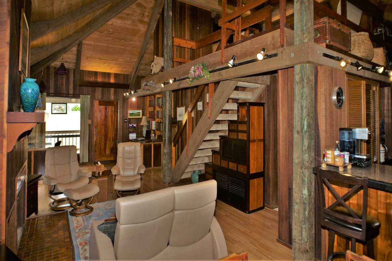 26 Manu Street Kula, HI 96790 - Photo 6 of 30 a view of living room kitchen and entryway