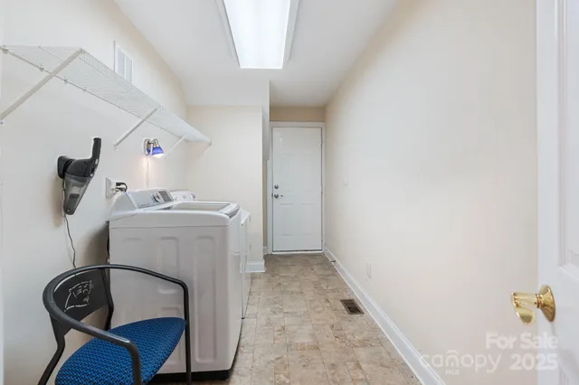 $849,000 | 11024 Persimmon Creek Drive, Mint Hill, NC 28227