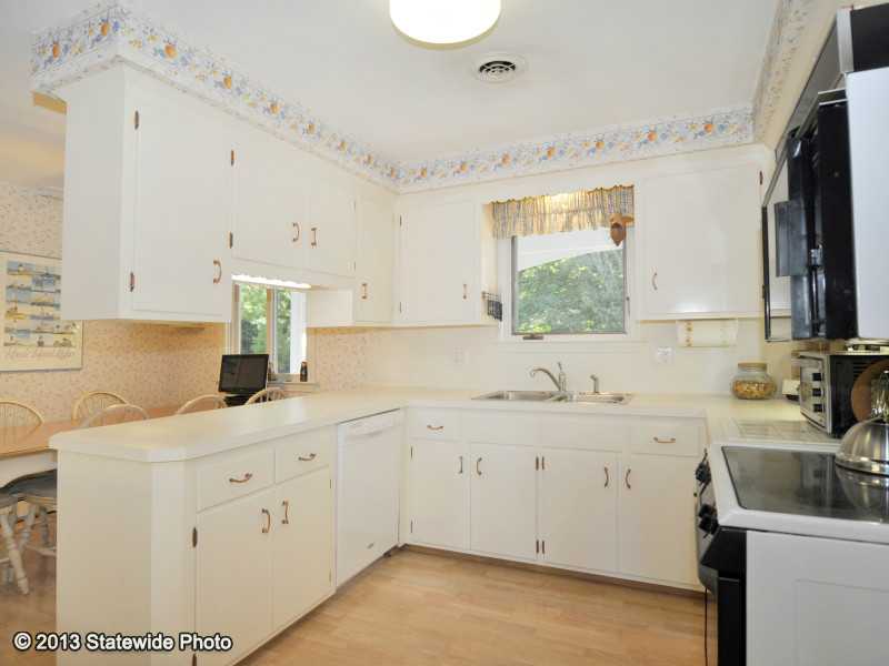 385 Puncatest Neck Road Tiverton, RI 02878 - Photo 9 of 25 Kitchen.