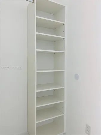 $1,600 | 1201 Pennsylvania Avenue, Unit 210, Miami Beach, FL 33139