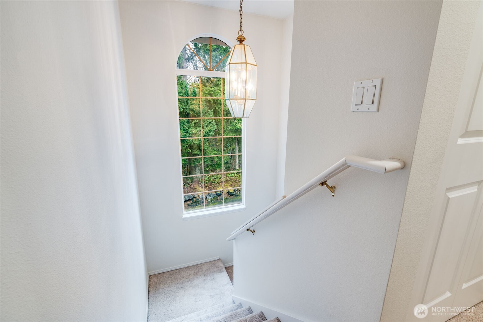 14503 Simonds Road Northeast, Unit C Kirkland, WA 98034 - Photo 15 of 29 a view of entryway with window