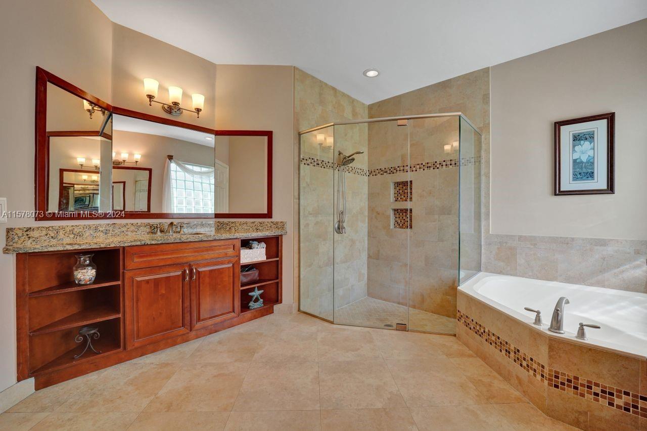 355 Mallard Road Weston, FL 33327 - Photo 23 of 86 Gallery Image 23