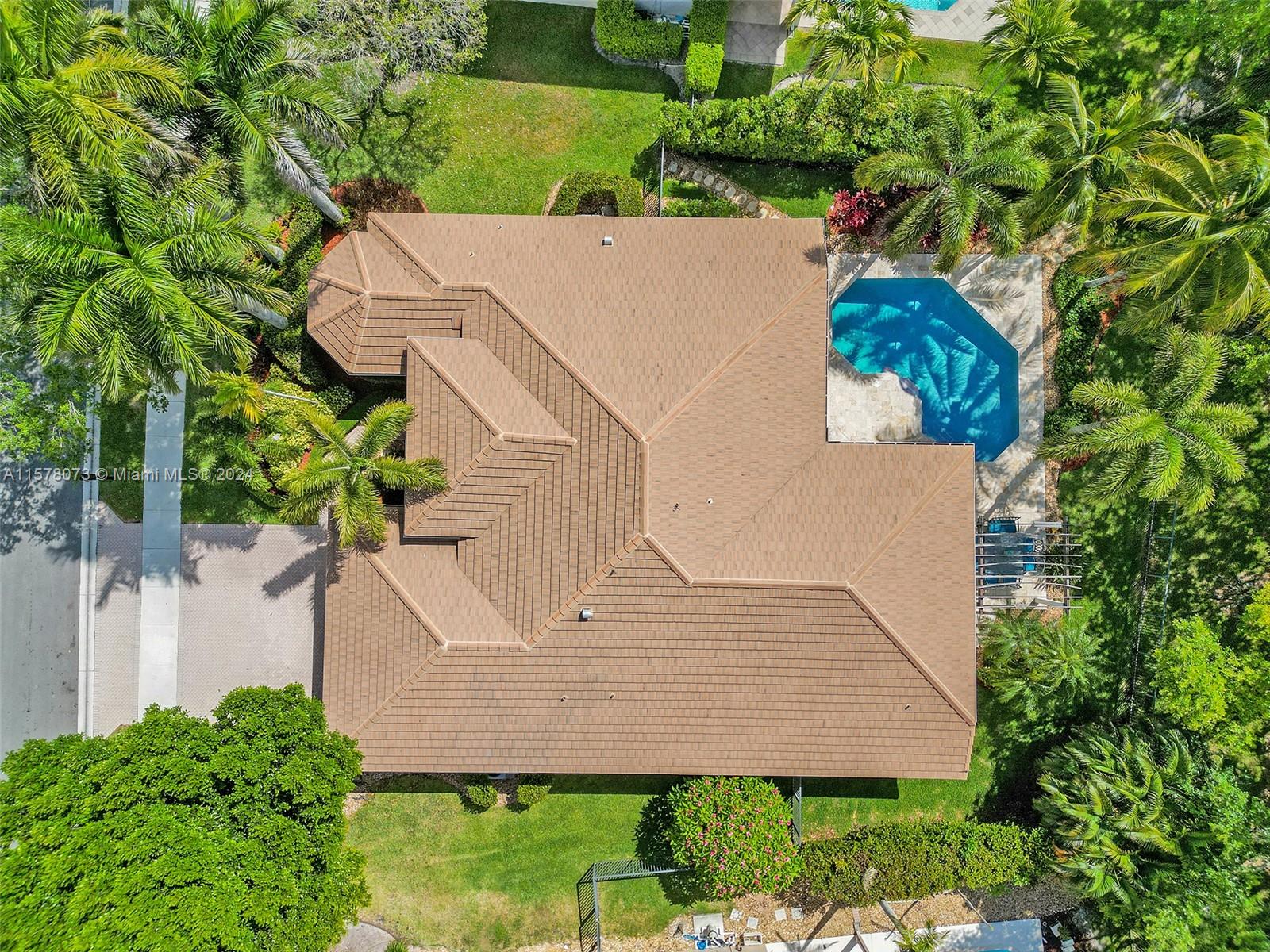 355 Mallard Road Weston, FL 33327 - Photo 4 of 86 Gallery Image 4