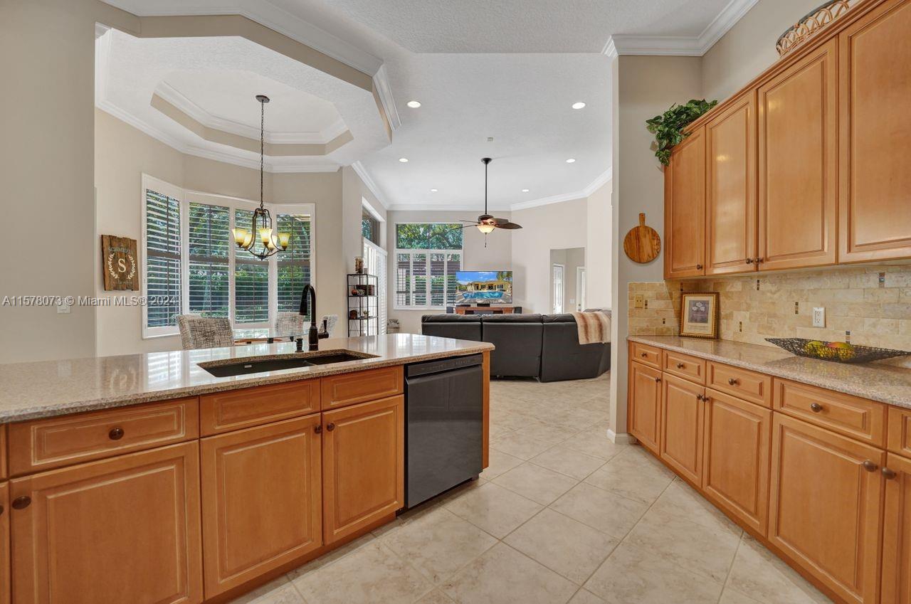355 Mallard Road Weston, FL 33327 - Photo 47 of 86 Gallery Image 47