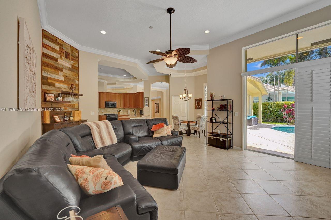 355 Mallard Road Weston, FL 33327 - Photo 51 of 86 Gallery Image 51