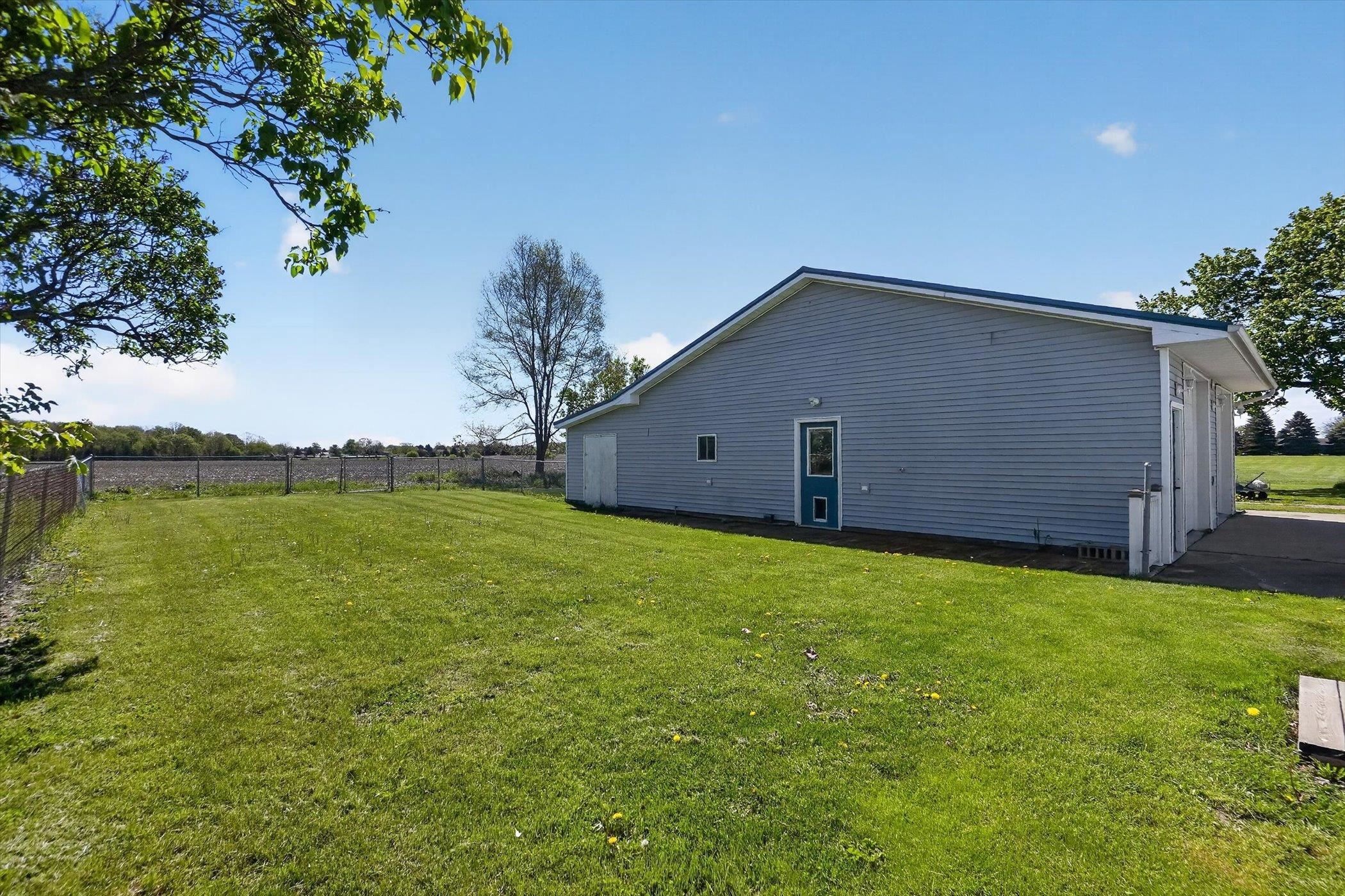 6348 North Pingree Road Elwell, MI 48832 - Photo 46 of 48