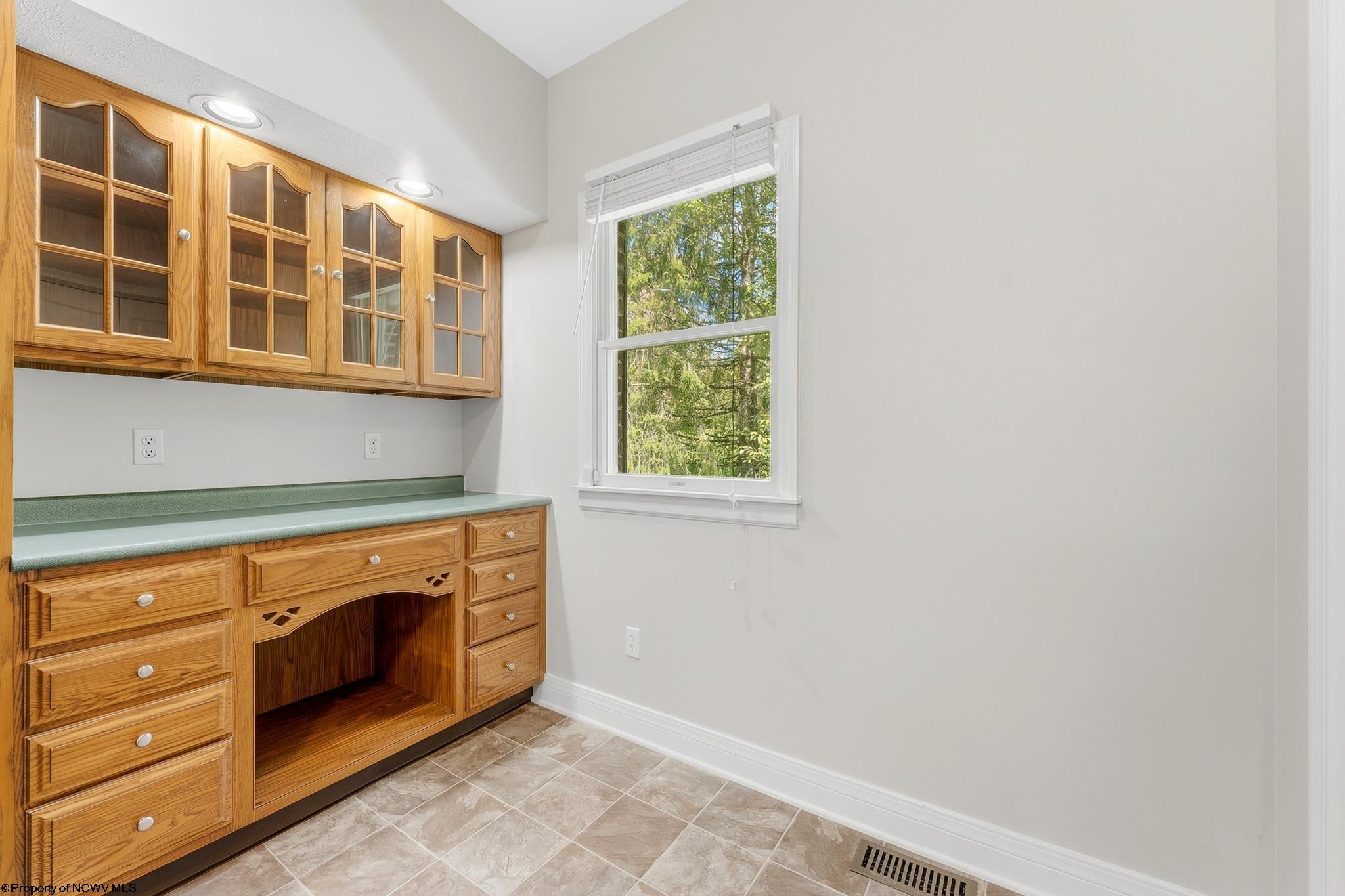 1012 Chestnut Ridge Road Morgantown, WV 26505 - Photo 6 of 35 Gallery Image 6