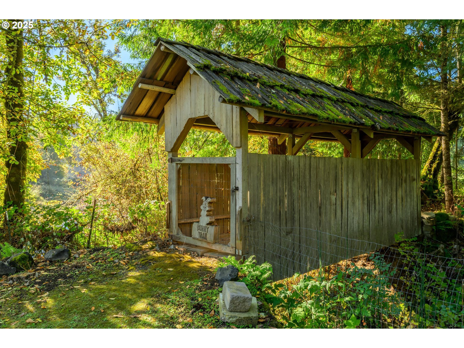 35012 McKenzie View Drive Springfield, OR 97478 - Photo 26 of 47 a view of outdoor space and front view of a house