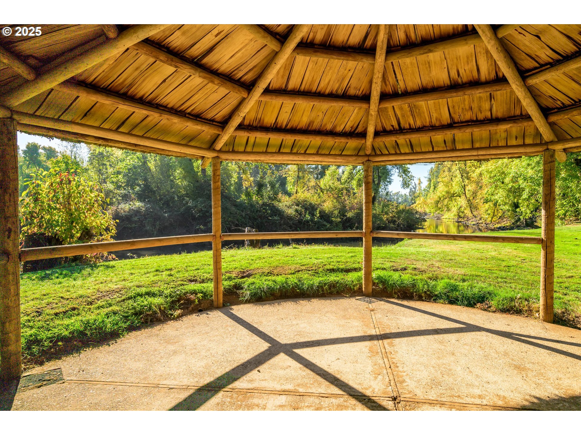 35012 McKenzie View Drive Springfield, OR 97478 - Photo 42 of 47 a view of a backyard with a garden and plants