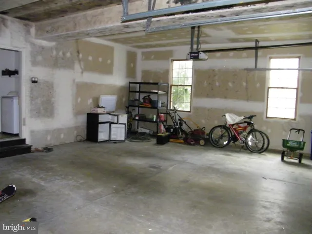 $479,900 | 2730 Woodspring Drive, York, PA 17402