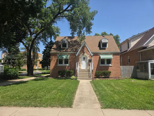 $392,000 | 2657 North Sayre Avenue, Chicago, IL 60707