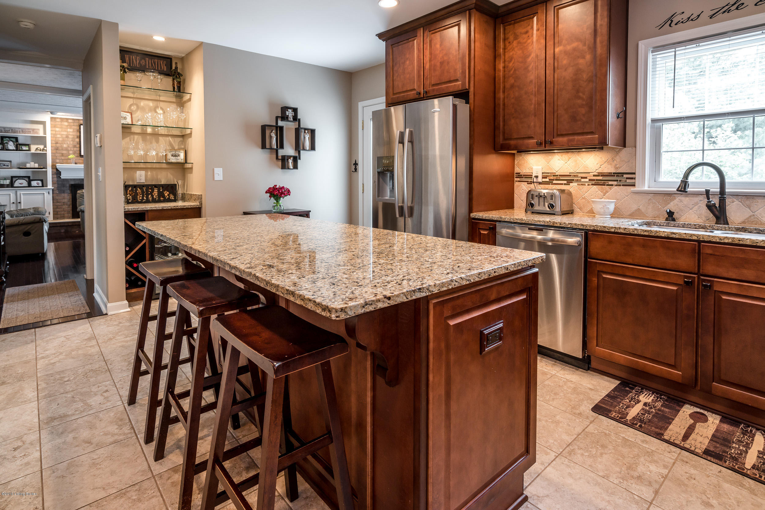 903 Moser Road Louisville, KY 40223 - Photo 43 of 77 903 Moser Rd-64