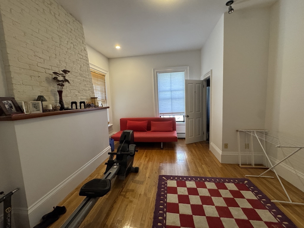 56 Hawes Street, Unit 2 Brookline, MA 02446 - Photo 10 of 17