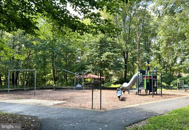 $599,000 | 4783 Kandel Court, Annandale, VA 22003